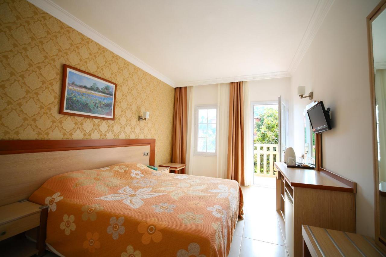 Oludeniz Turquoise Hotel ภายนอก รูปภาพ