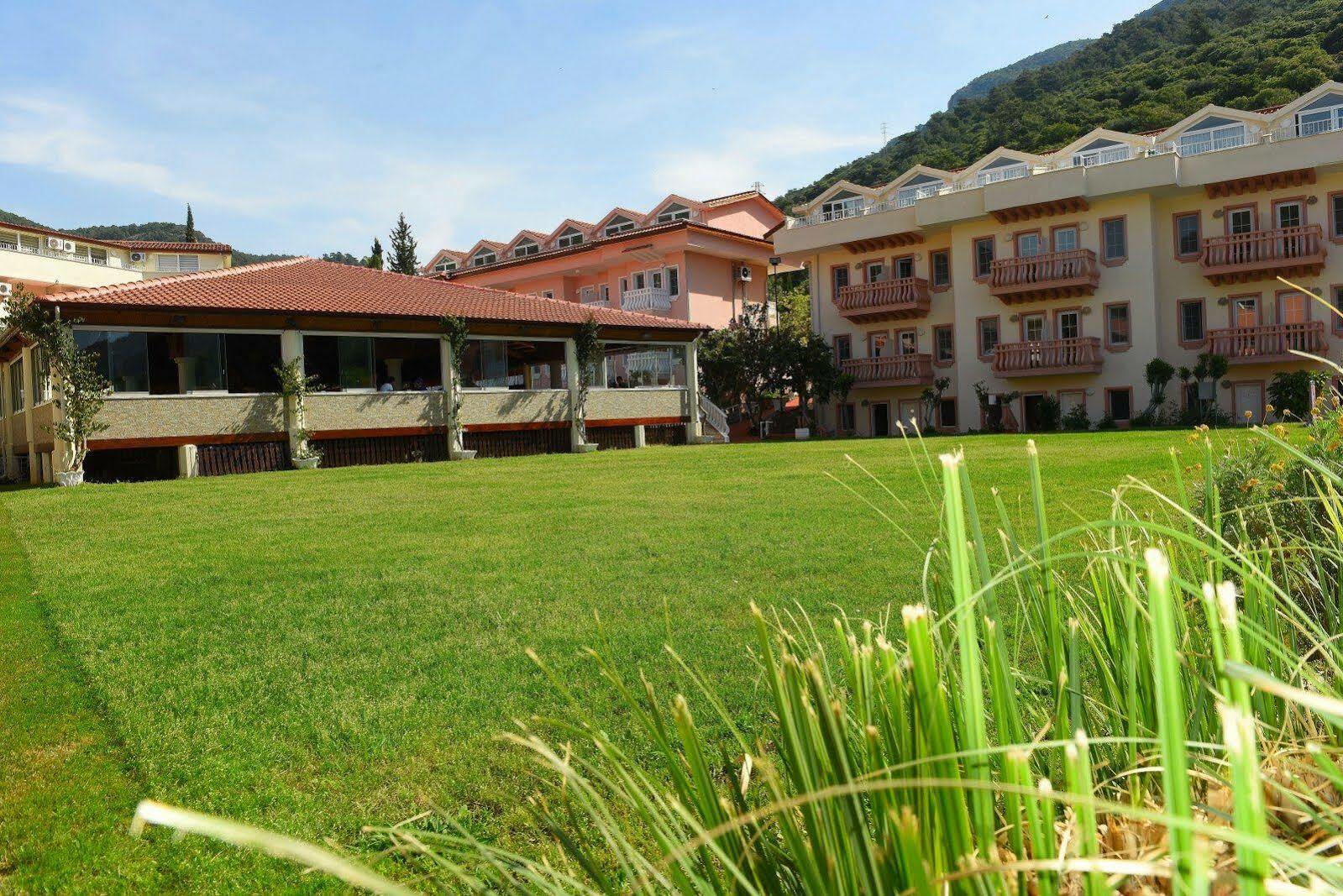 Oludeniz Turquoise Hotel ภายนอก รูปภาพ